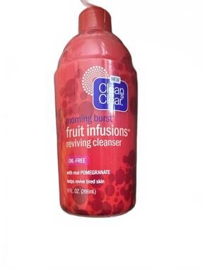 Clean & Clear Morning Burst Reviving Cleanser Oil Free Pomegranate Revive Skin